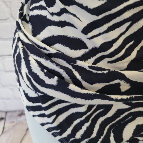 Anne Cole Plus Size Zebra-Print One-Piece Swimsuit - Picture 4 of 8